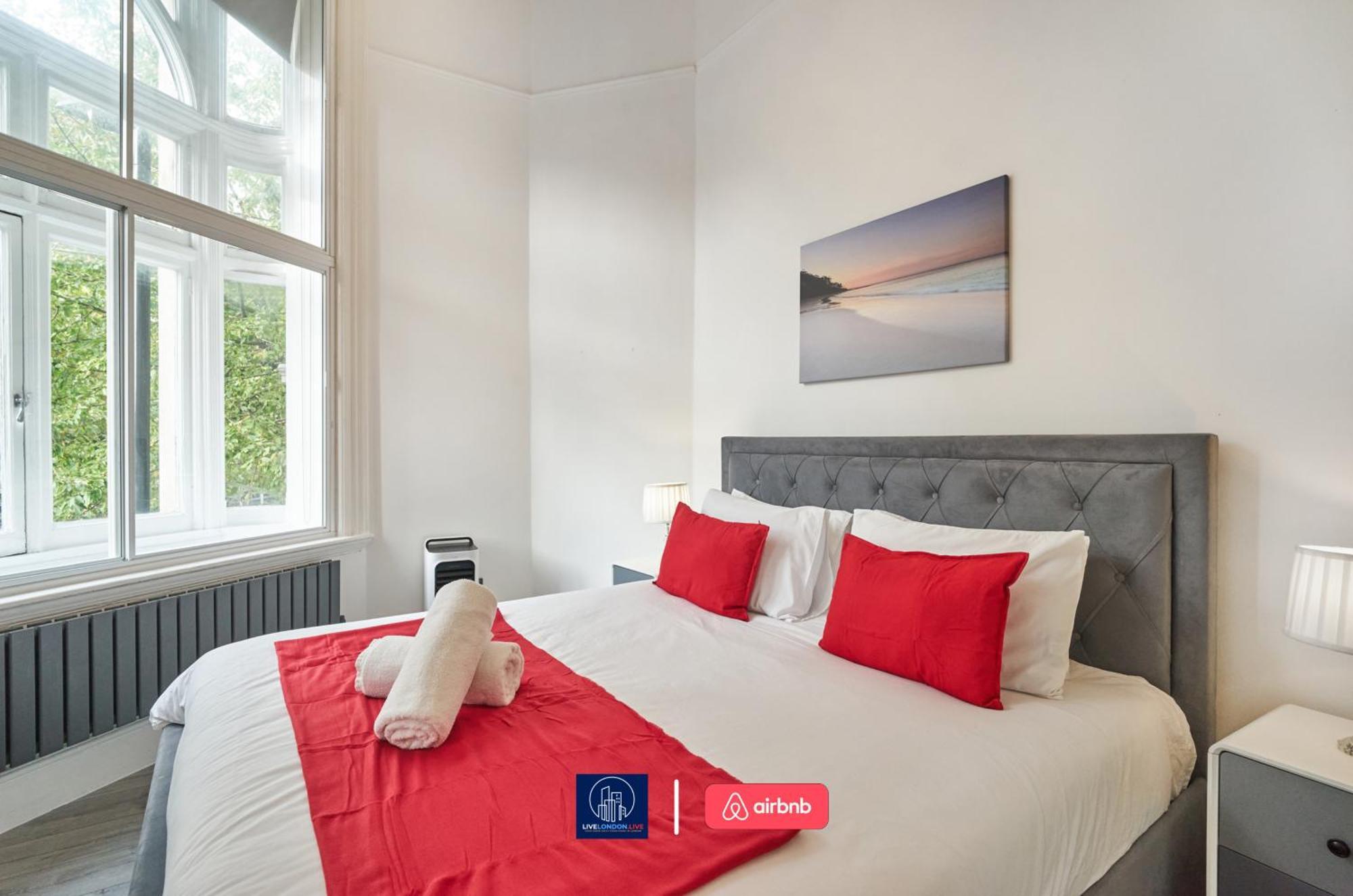 Last-Minute Specials L Sleeps Up To 4 Guests L One-Bedroom Apartment With King Bed And High Ceilings Near Camden By Live London Short Lets & Serviced Accommodation Exterior foto